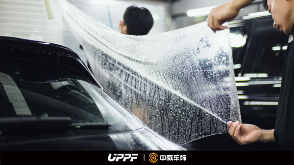 深圳汽車(chē)貼膜|汽車(chē)隱形車(chē)衣施工的重要性_UPPF隱形車(chē)衣官網(wǎng)